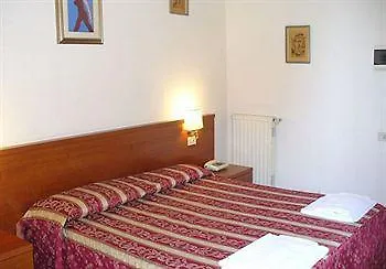 La Solana & Apartment Encamp